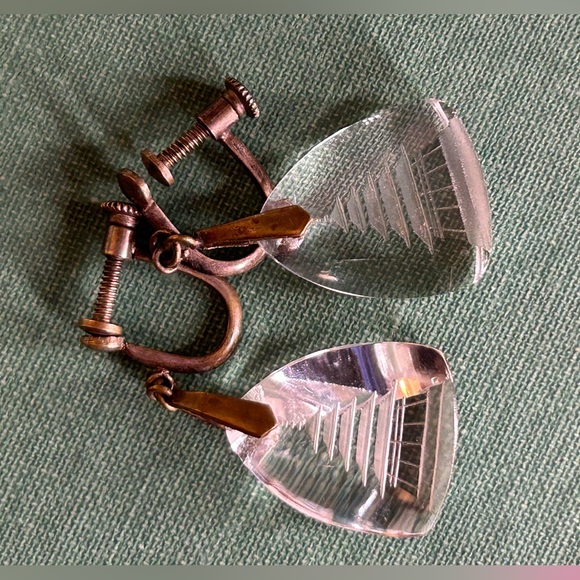 Antique Screw-Back Earrings - Picture 7 of 16